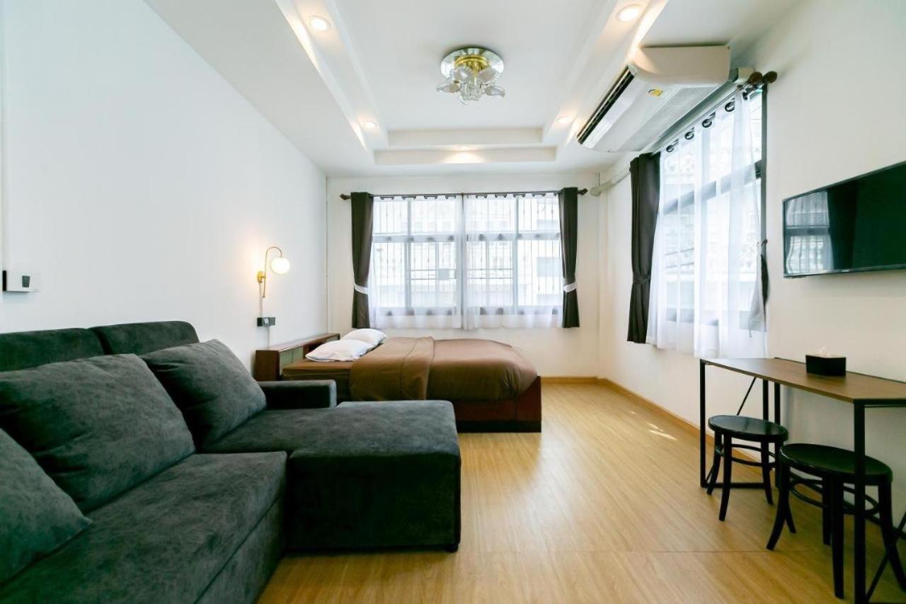 Penthouse Lamoon Hotel Bangkok Exterior photo